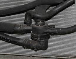 Корпус термостата для JAGUAR XF I (2007—2011)  запчасти бу