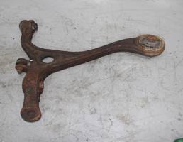 Рычаг передний правый нижний для HONDA Accord VII (2002—2006)  запчасти бу