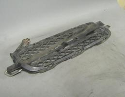 Решетка в бампер левая для JAGUAR XF  запчасти бу