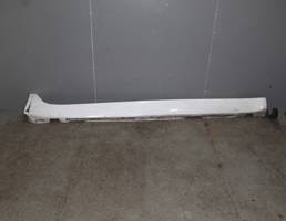 Накладка порога правого для JAGUAR XF I рестайлинг (2011—2015)  запчасти бу