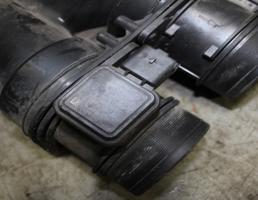 ДМРВ (датчик массового расхода воздуха) для JAGUAR XF I (2007—2011)  запчасти бу