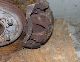 Суппорт передний правый для JAGUAR X-type I (2001—2009)  запчасти бу