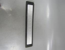 Накладка порога (внутренняя) для JAGUAR XF I (2007—2011)  запчасти бу