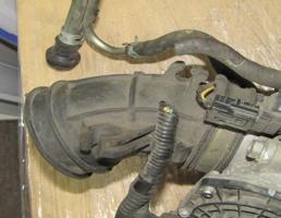 Патрубок воздушного фильтра для HONDA Civic VIII (2005—2009)  запчасти бу