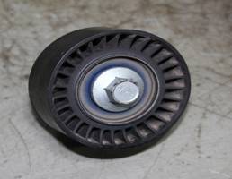 Ролик паразитный для JAGUAR XE I (2015—2019)  запчасти бу