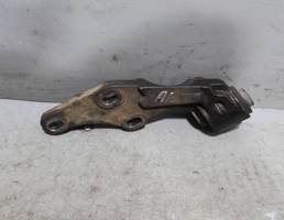 Кронштейн редуктора для LAND ROVER Range Rover Sport I (2005—2009)  запчасти бу