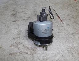 Фильтр топливный для JAGUAR XF I (2007—2011)  запчасти бу