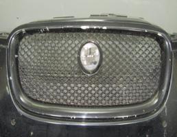 Решетка радиатора для JAGUAR XF I рестайлинг (2011—2015)  запчасти бу