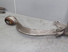 Рычаг передний нижний левый\правый для JAGUAR XF I (2007—2011)  запчасти бу