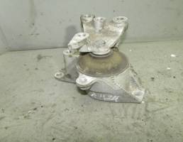 Опора двигателя правая для HONDA Civic VIII (2005—2009)  запчасти бу