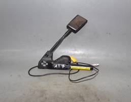 Скоба ремня безопасности левая для JAGUAR X-type I (2001—2009)  запчасти бу