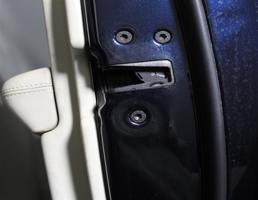 Замок двери передней правой для JAGUAR XF I рестайлинг (2011—2015)  запчасти бу