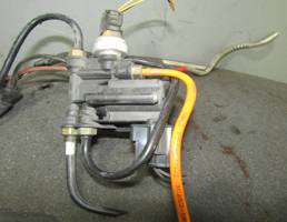 Блок клапанов пневмоподвески для LAND ROVER Range Rover Sport I (2005—2009)  запчасти бу